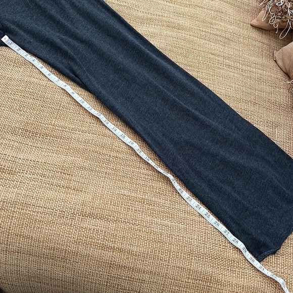 Victoria’s Secret Fleece Lined Lounge Pants NWOT Size S - Picture 10 of 11